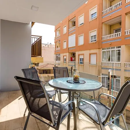 Goldfish Apartments For Holidays Playa Del Cura * טורבייחה